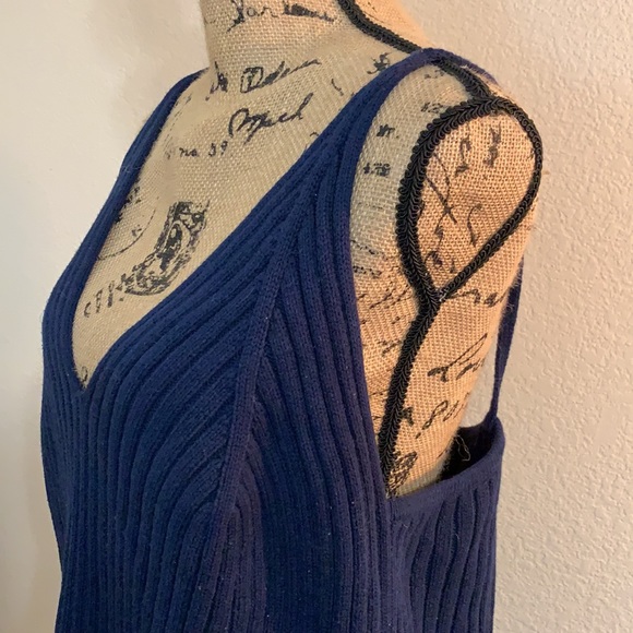 Express Knit Tank - Picture 3 of 4